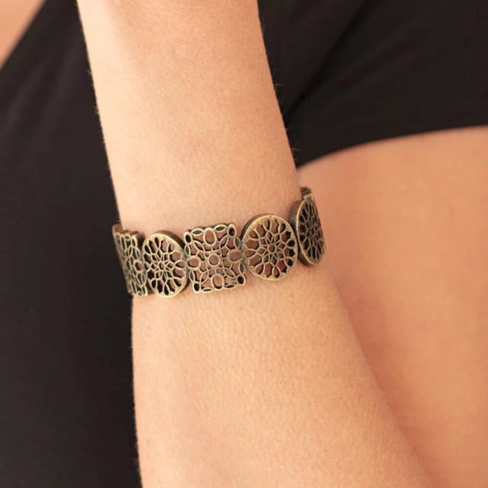 Paparazzi Jewelry - Mandala Mixer - Brass Bracelet - Vintage